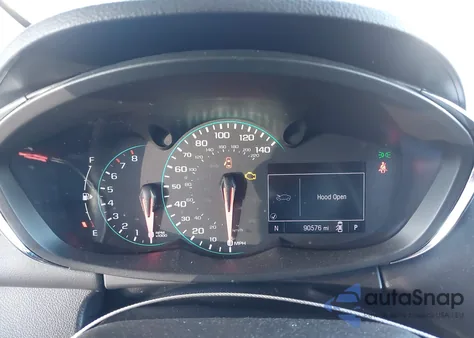 2018 Chevrolet Trax Ls z USA, uszkodzony, nr VIN KL7CJKSB9JB722087